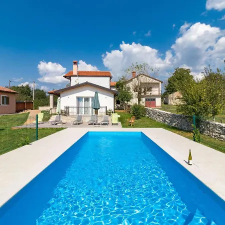 Prázdninový dům Holiday Stari Dvor - Pzn261